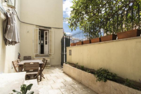 Apartment with terrace in downtown - TTL279